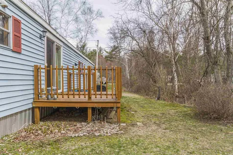 13 Agent Road Raymond NH 03077