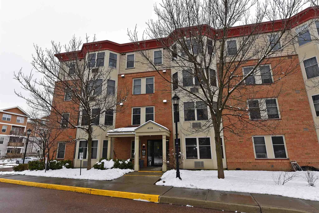 409 Farrell Street, South Burlington VT 05403 MLS 4802037 Geri