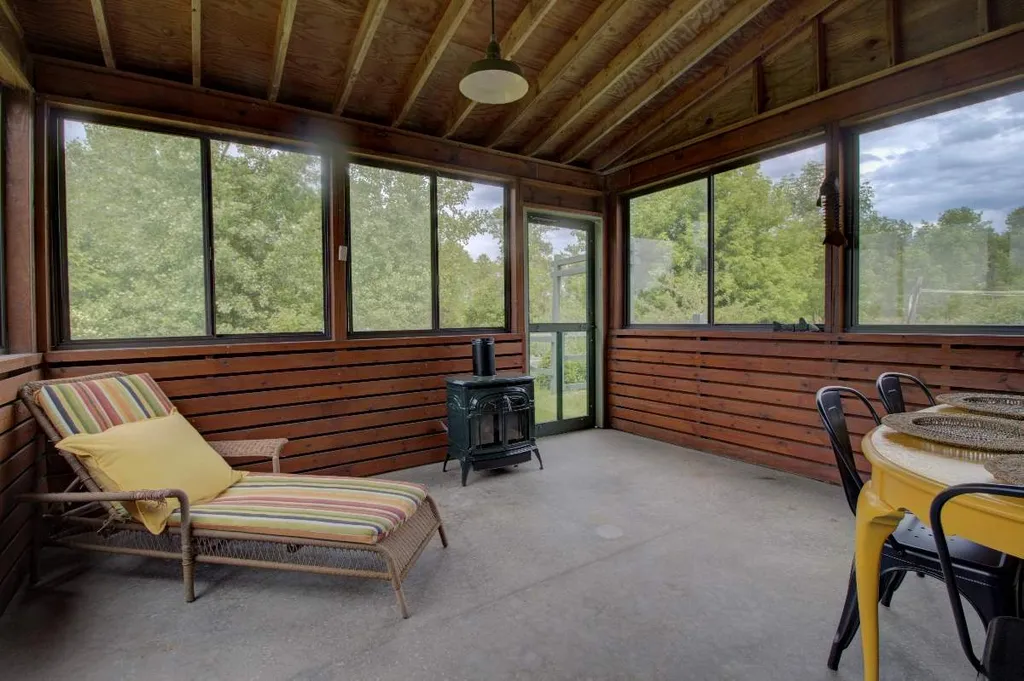 2341 West Shore Road Isle La Motte VT 05463