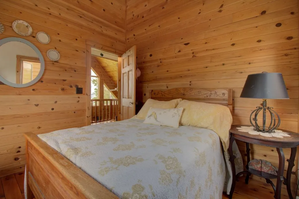 2341 West Shore Road Isle La Motte VT 05463