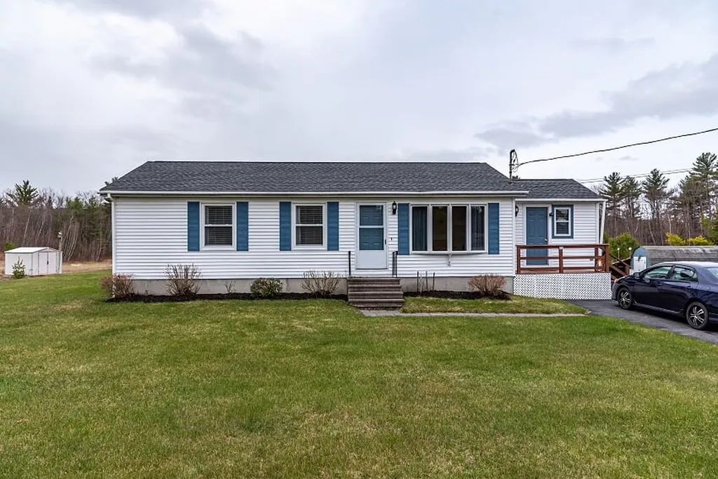 22 Drew Road New Durham NH 03855