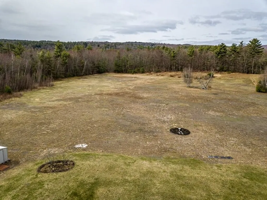 22 Drew Road New Durham NH 03855