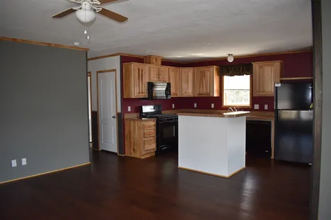 19 Lunar Drive Canaan NH 03741