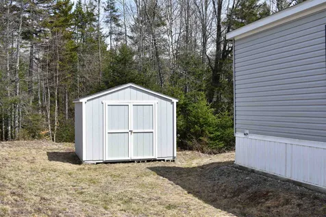 19 Lunar Drive Canaan NH 03741