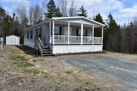 19 Lunar Drive Canaan NH 03741