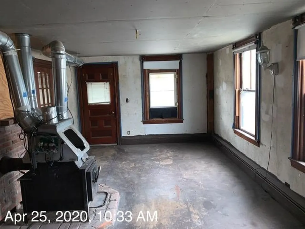 22 Pleasant Street Greenville NH 03048