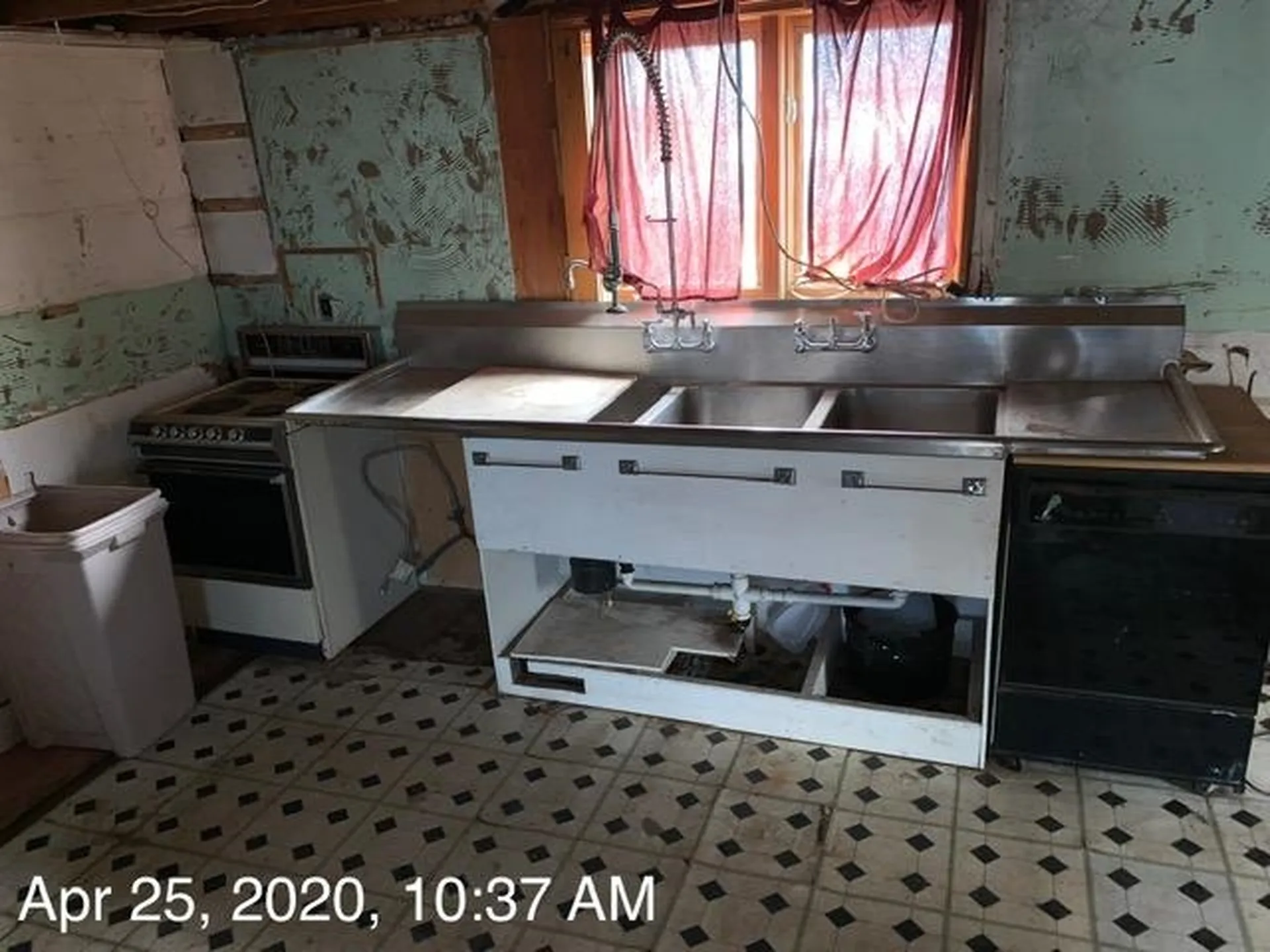 22 Pleasant Street Greenville NH 03048