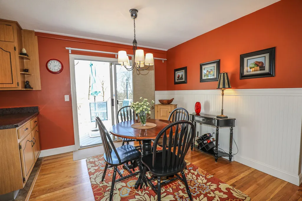 105 Oak Hill Avenue Manchester NH 03104
