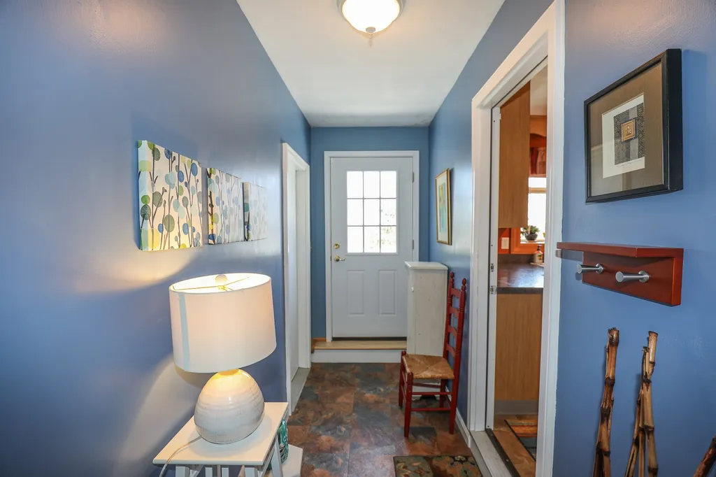 105 Oak Hill Avenue Manchester NH 03104