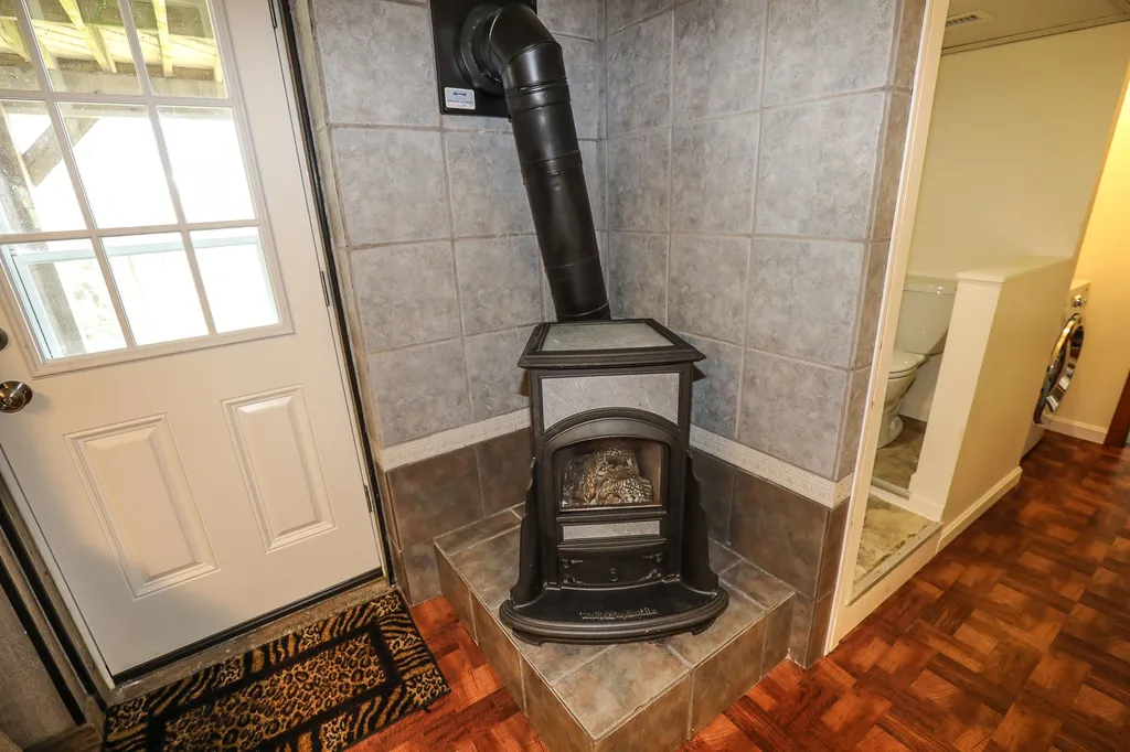 105 Oak Hill Avenue Manchester NH 03104