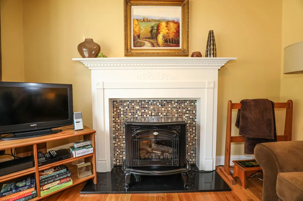 105 Oak Hill Avenue Manchester NH 03104