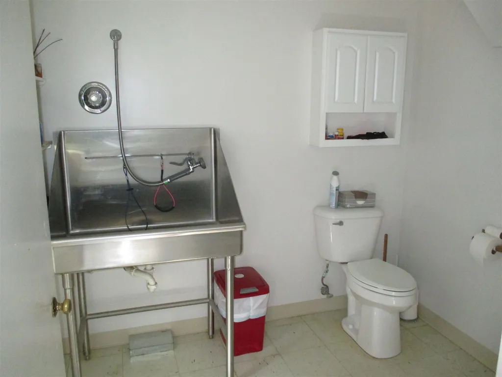 100 Meaderboro Road Rochester NH 03867