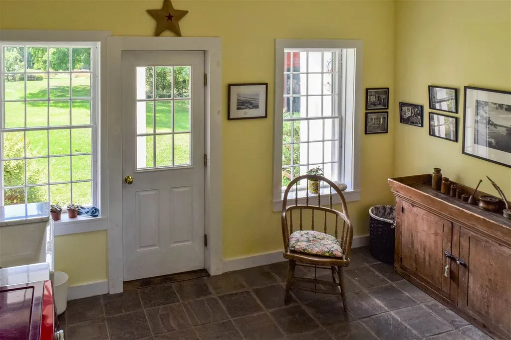 205 Crown Point Road Bridport VT 05734
