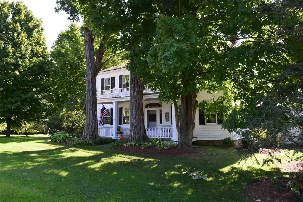205 Crown Point Road Bridport VT 05734