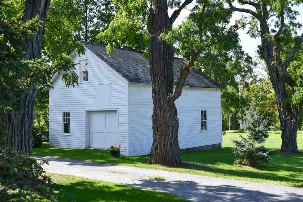 205 Crown Point Road Bridport VT 05734