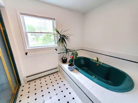 189 Hillwinds North Brattleboro VT 05301