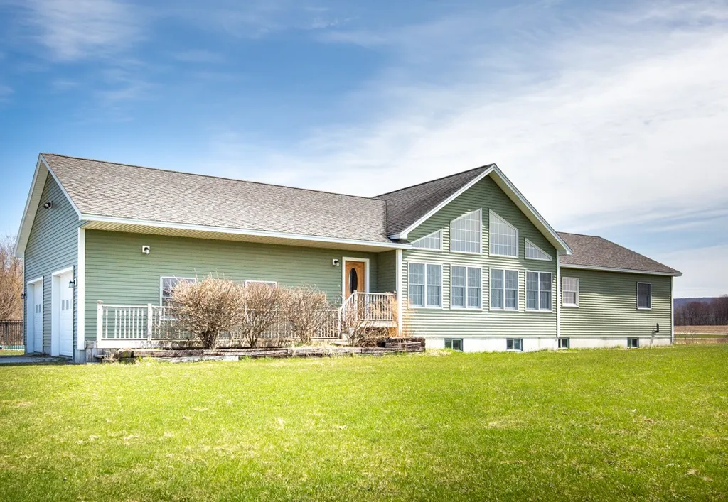 2545 Highgate Road Swanton VT 05478