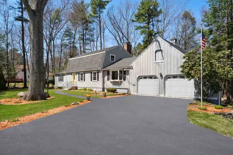 15 Heather Lane Hampton NH 03842