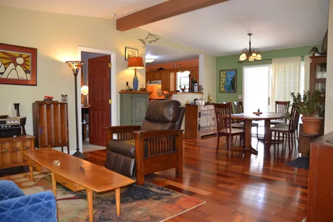 6 Dove Street Wolfeboro NH 03894