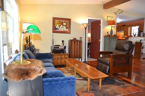 6 Dove Street Wolfeboro NH 03894