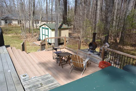 6 Dove Street Wolfeboro NH 03894