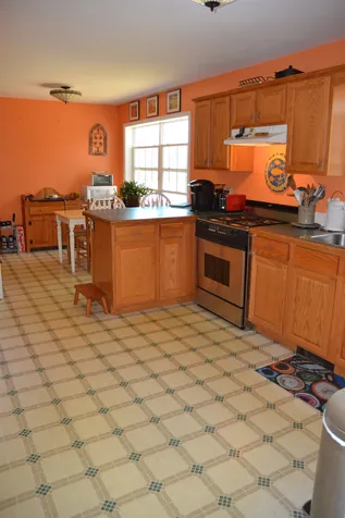 6 Dove Street Wolfeboro NH 03894