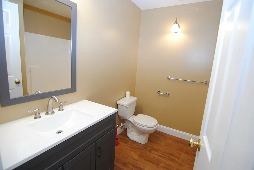 3-112 Maple Ridge Drive Merrimack NH 03054