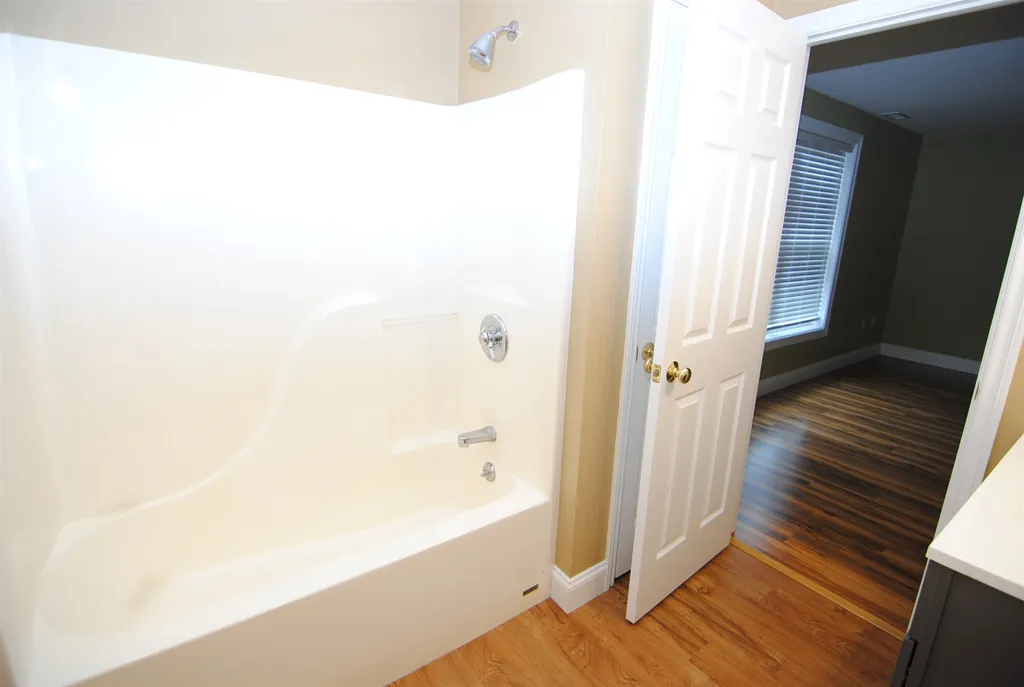 3-112 Maple Ridge Drive Merrimack NH 03054