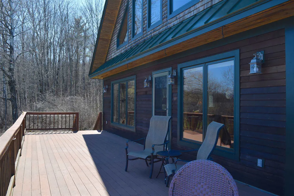 275 Lilac Knoll Richmond VT 05477