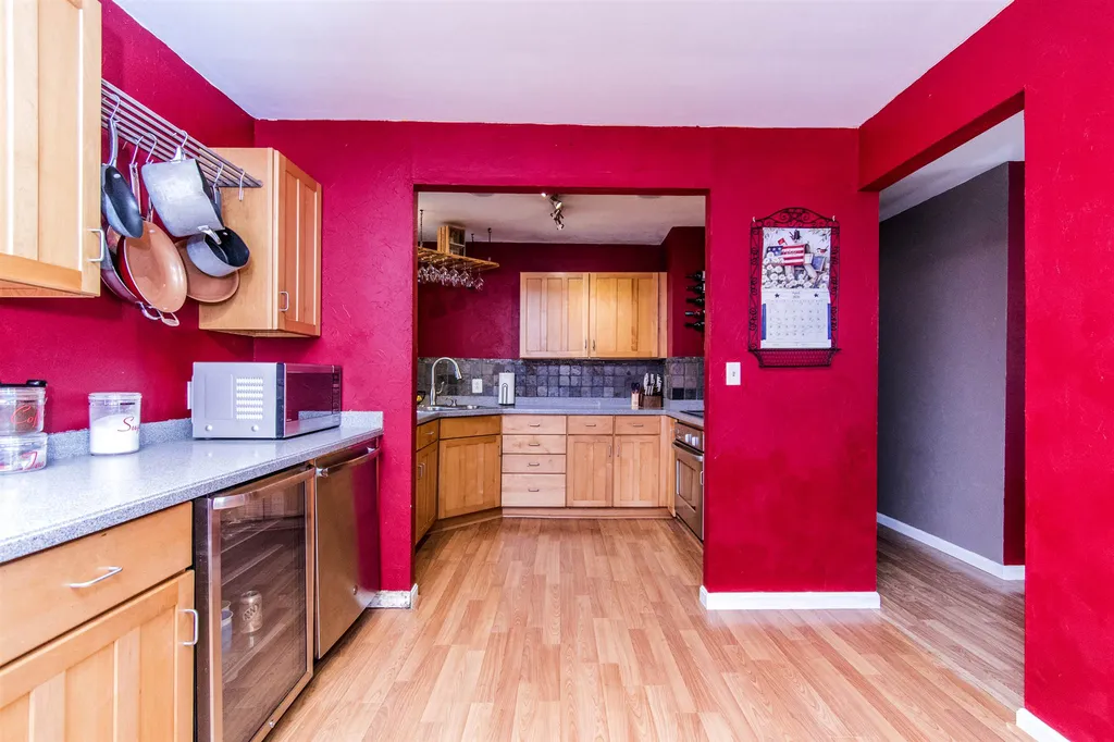 548 Sixth Street Dover NH 03820