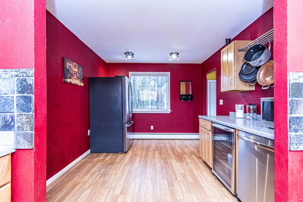 548 Sixth Street Dover NH 03820