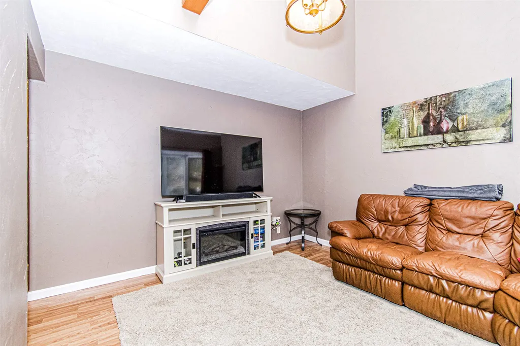 548 Sixth Street Dover NH 03820