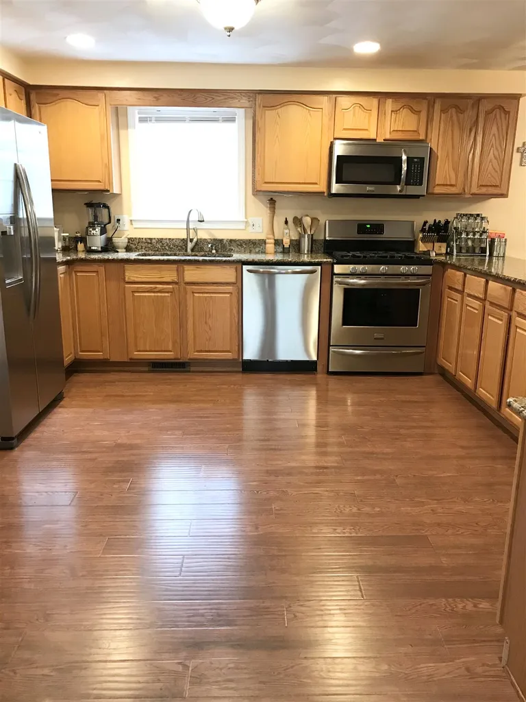 39 Cambridge Drive Merrimack NH 03054