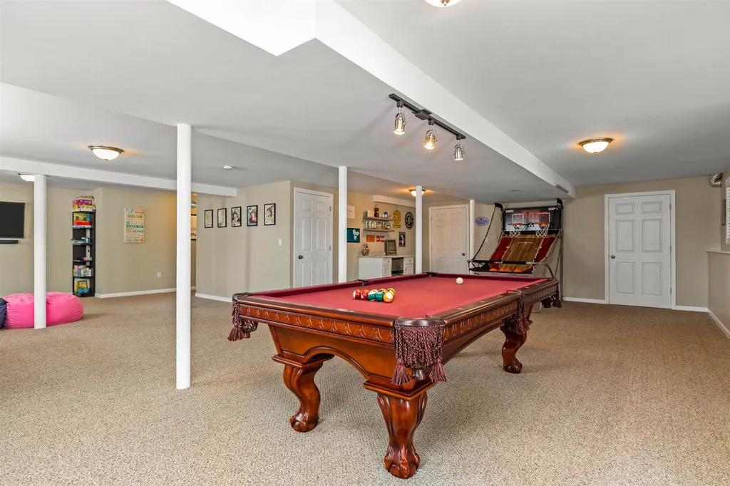 46 Exeter Farms Road Exeter NH 03833
