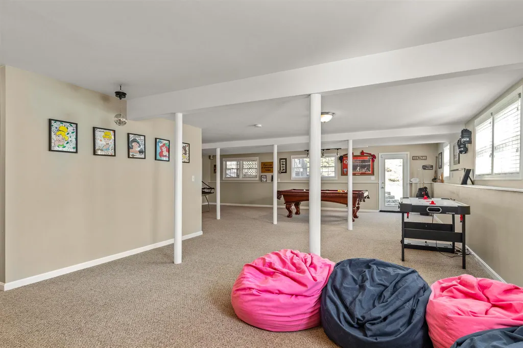 46 Exeter Farms Road Exeter NH 03833
