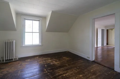 18 Central Street Brattleboro VT 05301