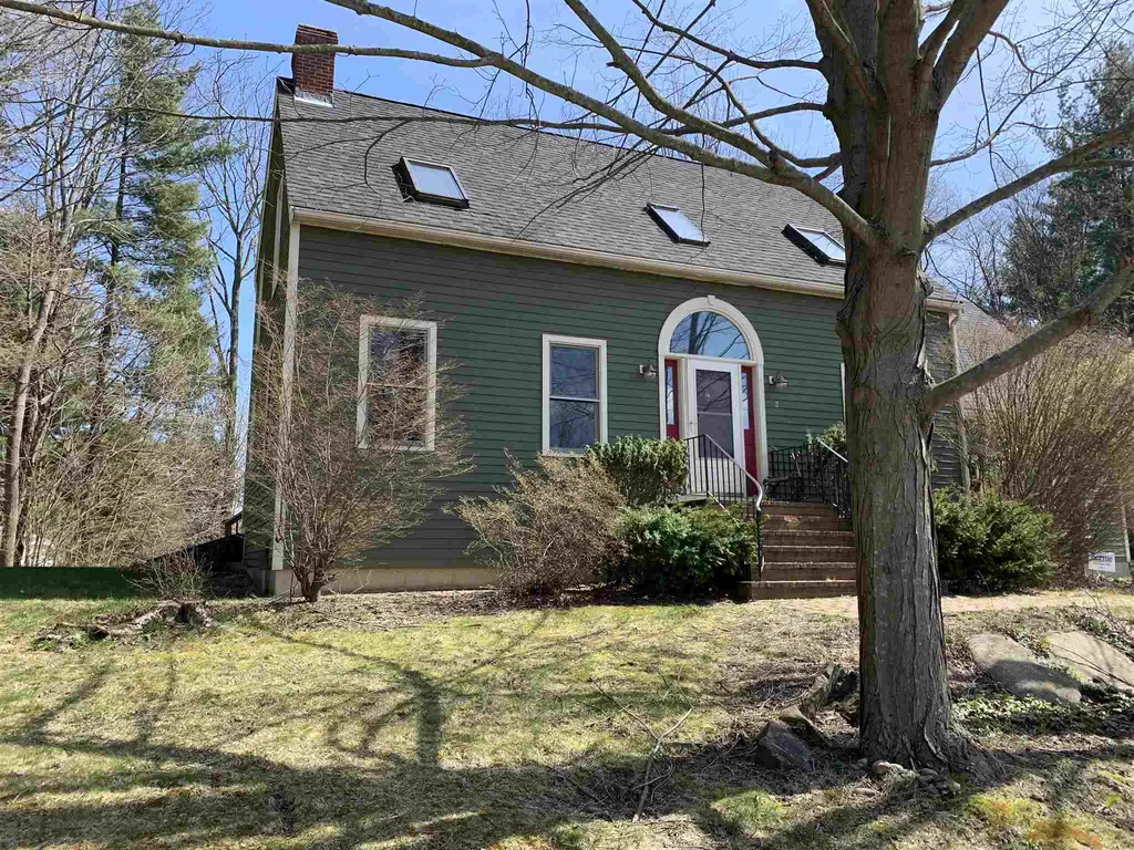 2 Beverly Lane Dover NH 03820