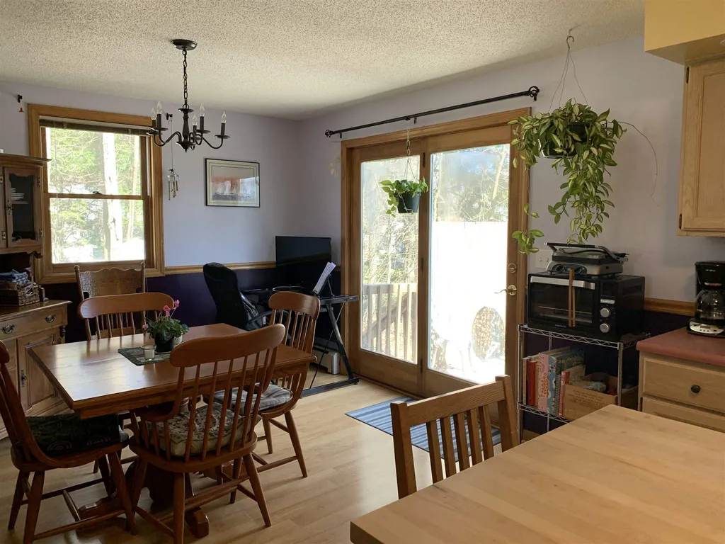 2 Beverly Lane Dover NH 03820