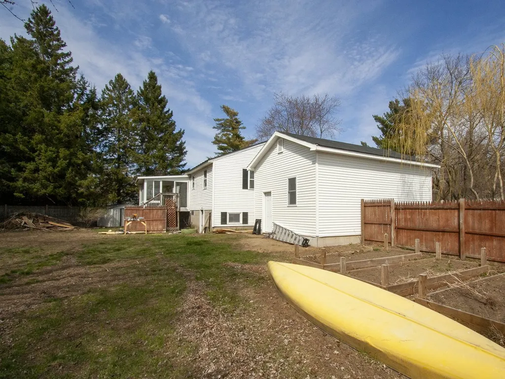 21 Middle Road Milton VT 05468