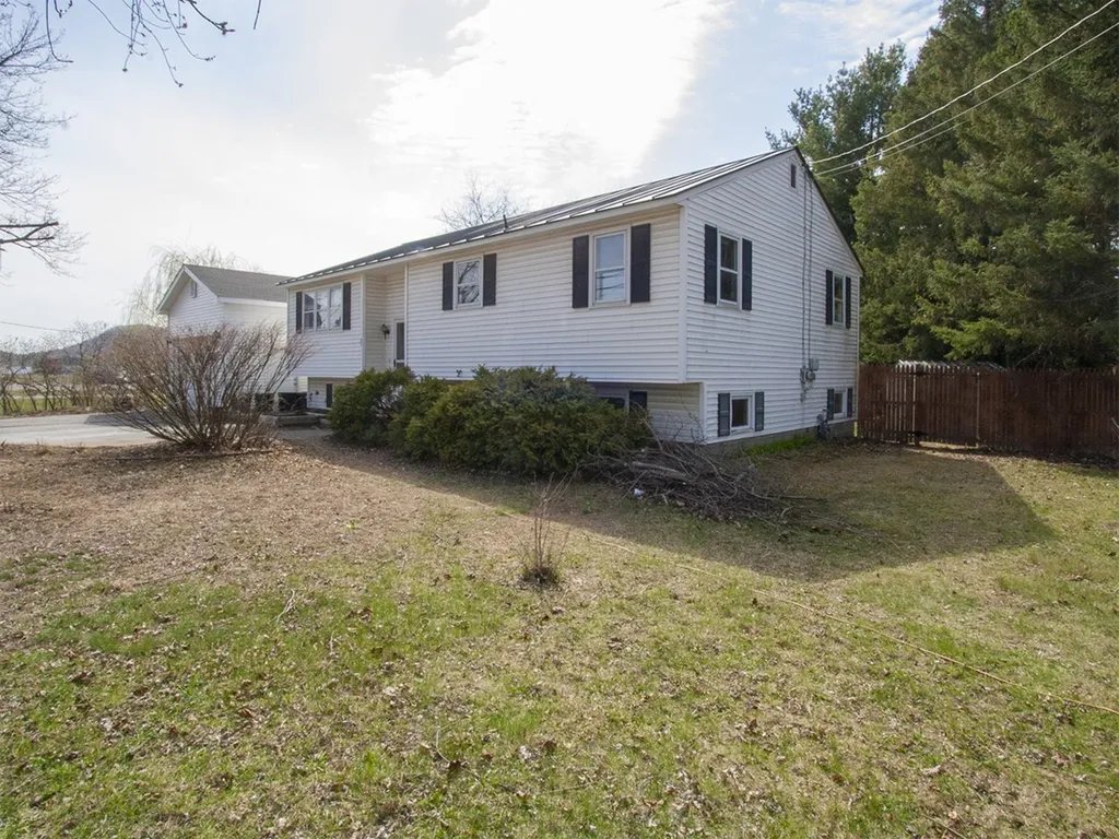 21 Middle Road Milton VT 05468