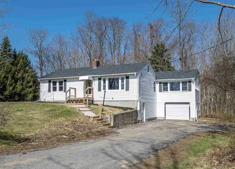 6 Sligo Road Rollinsford NH 03869