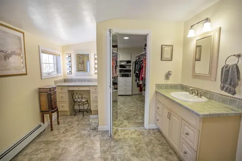 40 Nelson Circle Jaffrey NH 03452