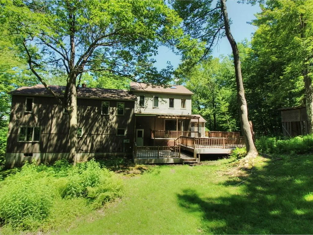 19 Machia Hill Road Westford VT 05494