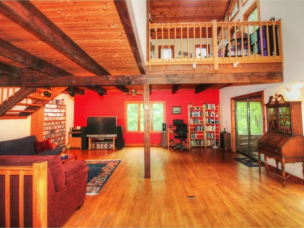 19 Machia Hill Road Westford VT 05494