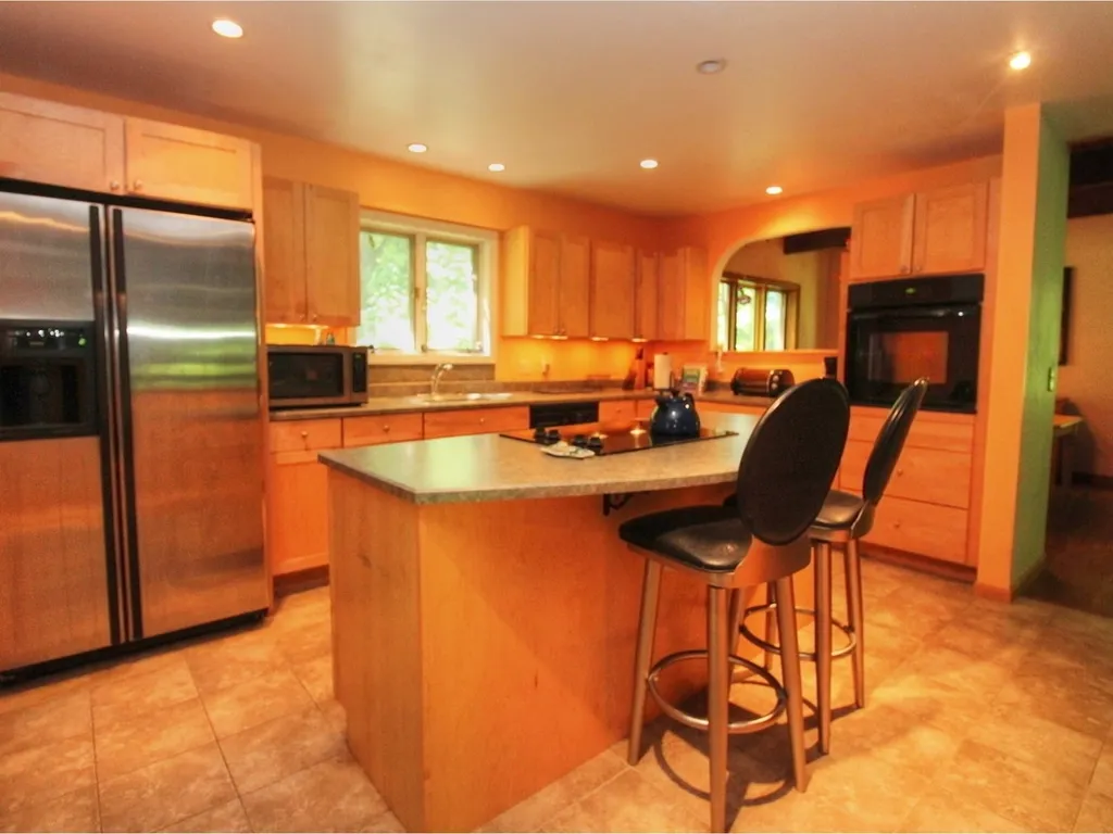 19 Machia Hill Road Westford VT 05494