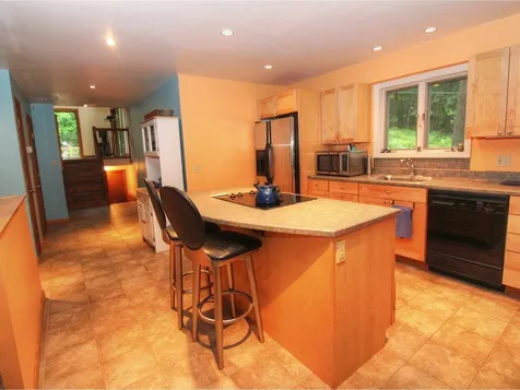 19 Machia Hill Road Westford VT 05494