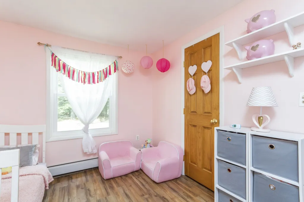 28 Swan Drive Nottingham NH 03290