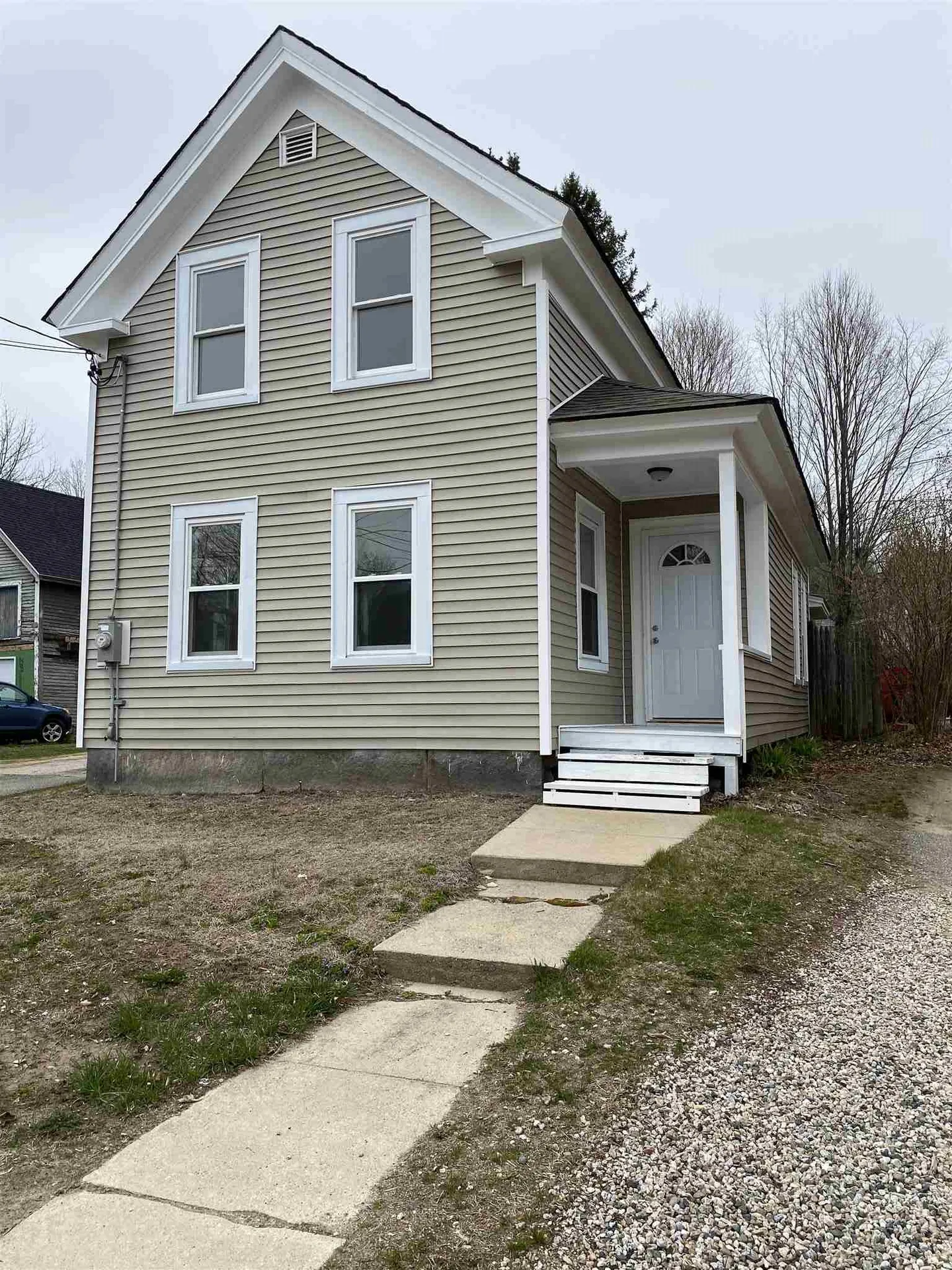 19 School Street Farmington NH 03835