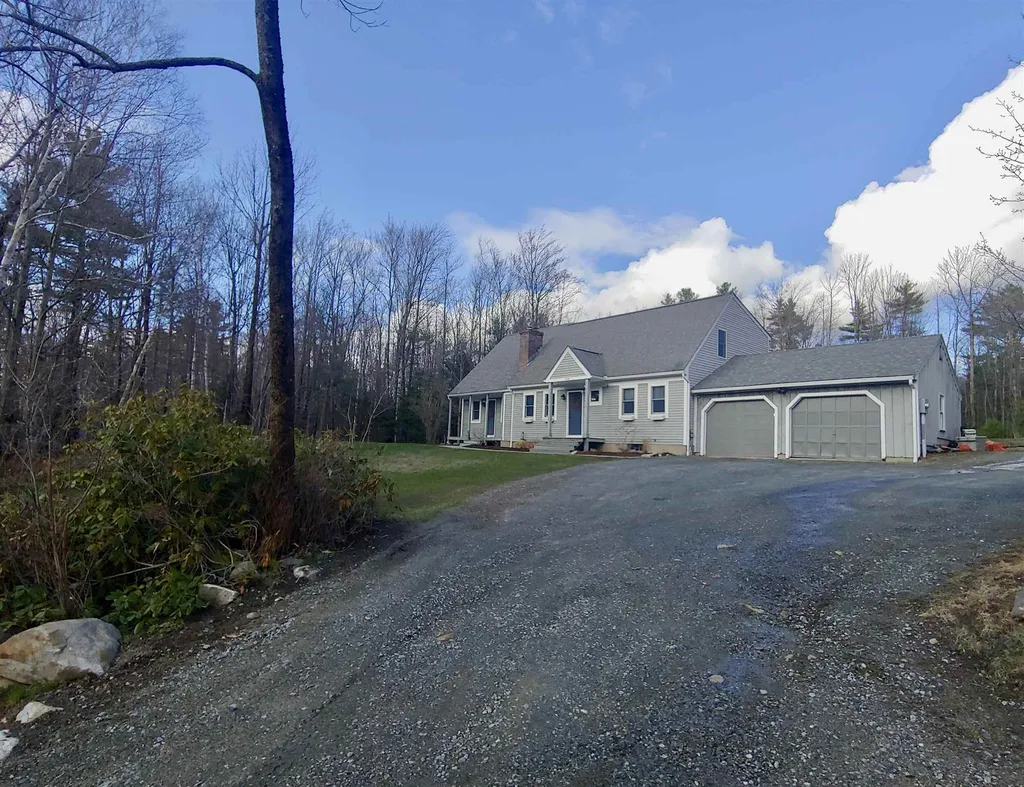 234 Page Road New London NH 03257