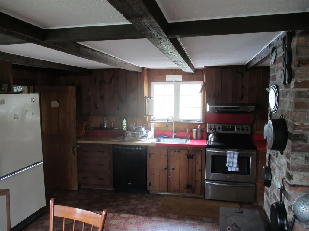 709 Spring Hill Road Londonderry VT 05155